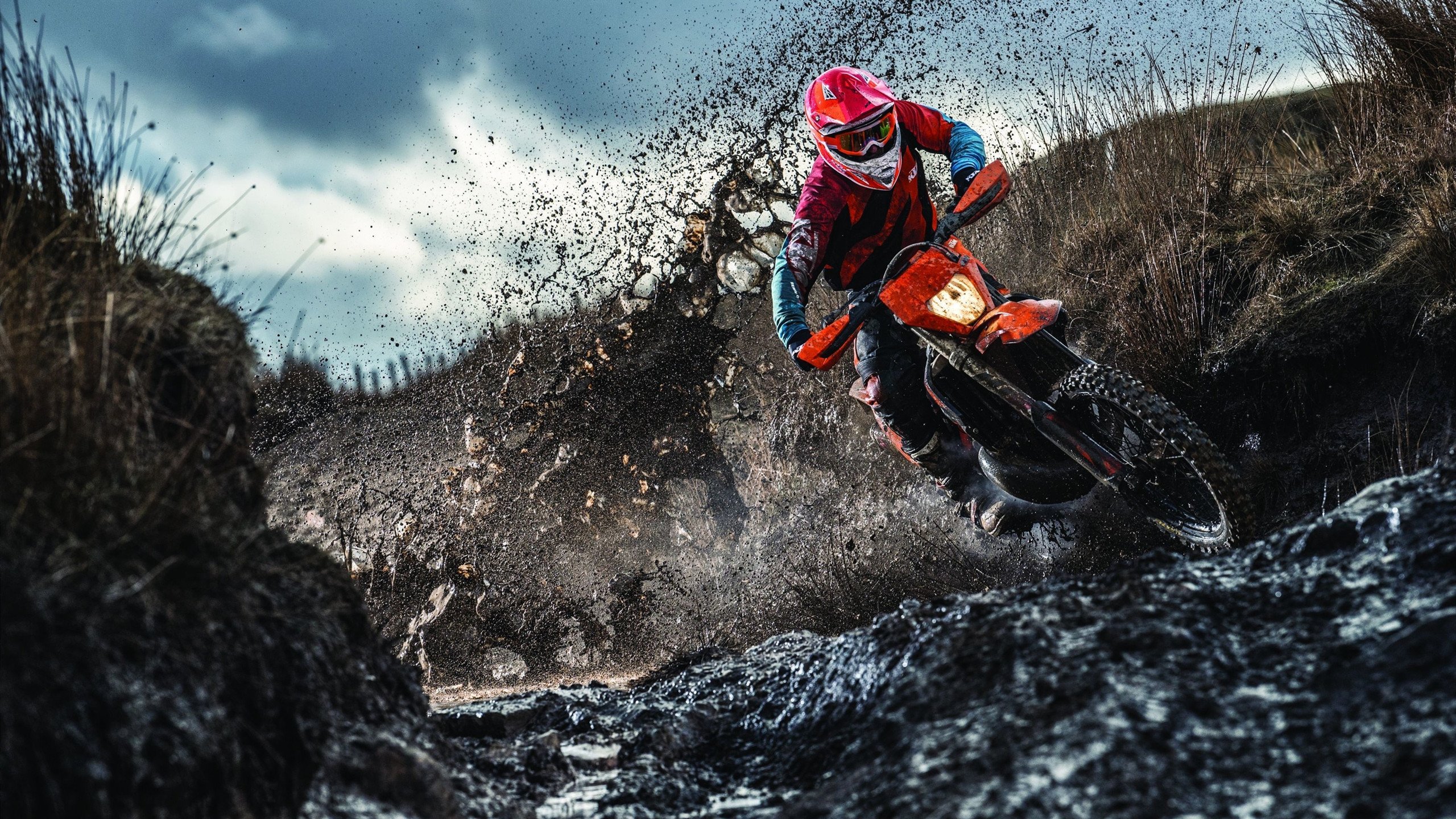 攀岩运动吸引更多青少年参与,攀岩这项运动对我们有什么好处