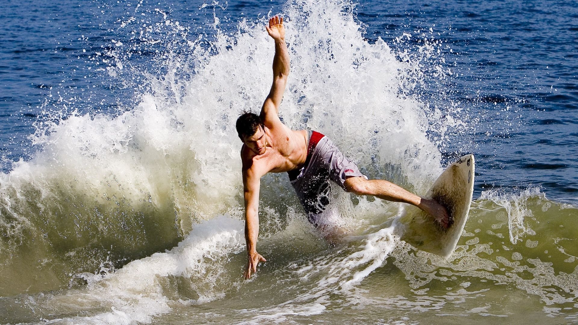 职业球员状态起伏大缺乏技术补偿模型