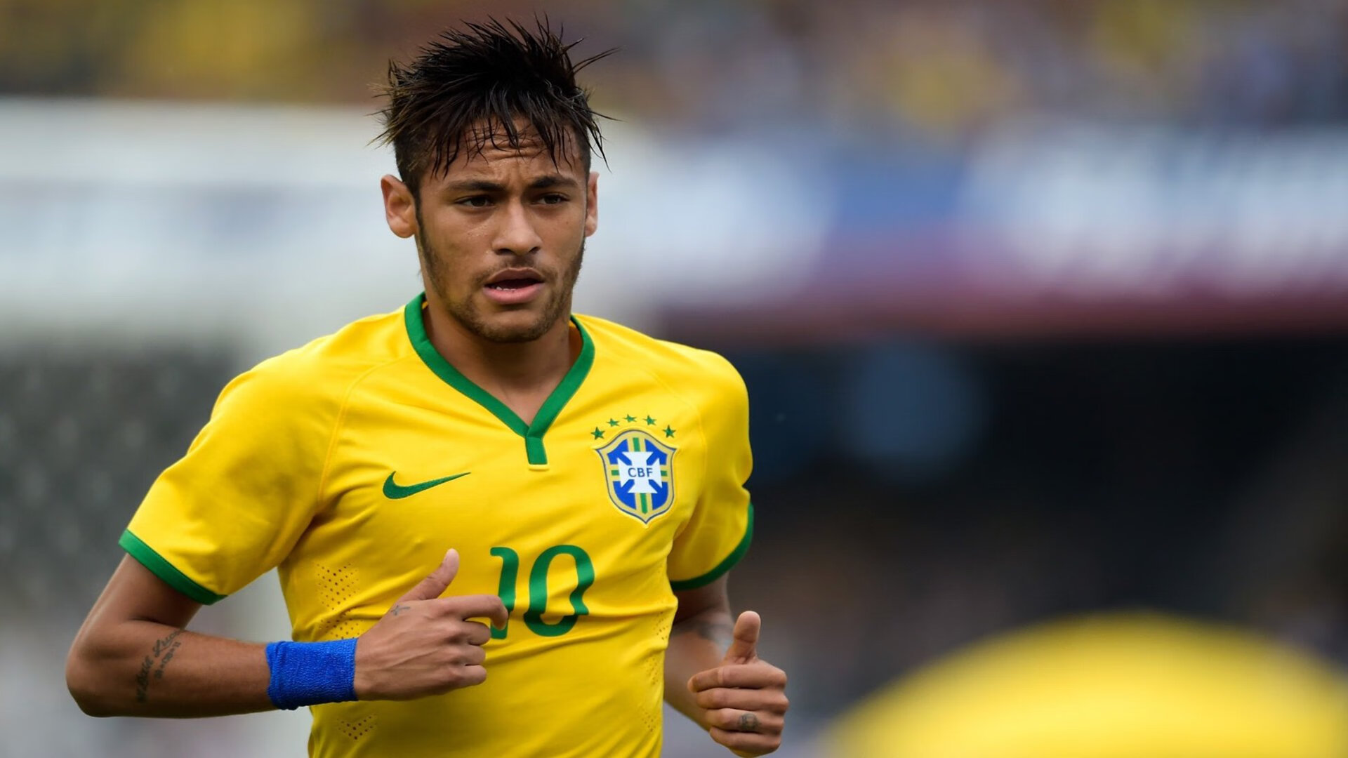 高密度比赛中体能教练角色是否被低估，健身高密度