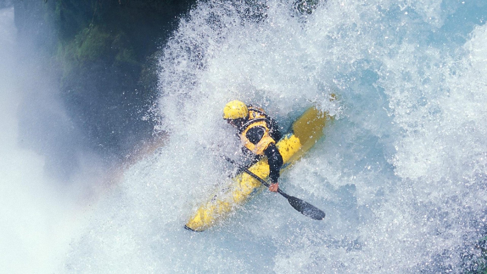 LEYU SPORTS中国官方网站-西甲神级扑救：门将的关键救球令人喝彩，西甲门将号码规定