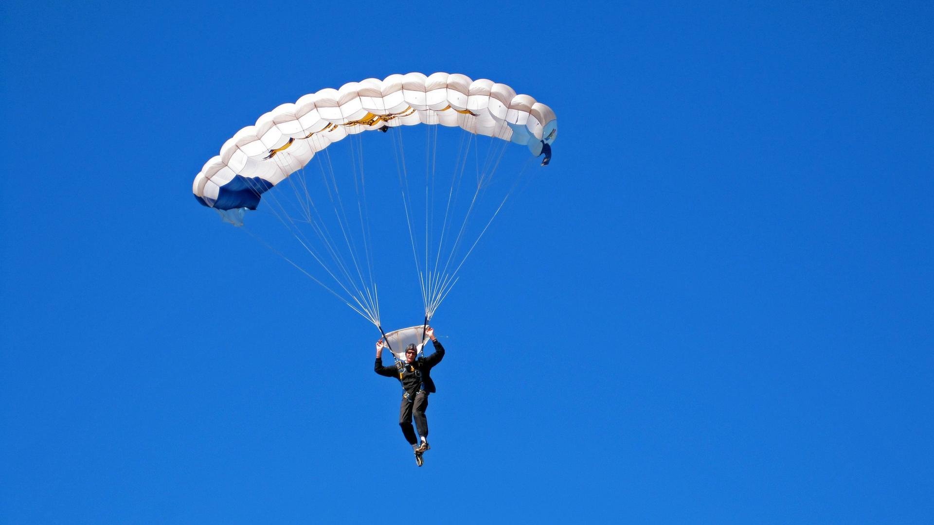 Leyu Sport登录入口-国足球队技战术培训体系完善，职业足球队训练